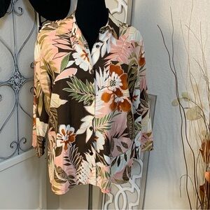 Napa Valley floral button down shirt top blouse
